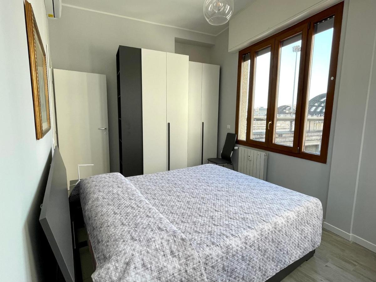 Enzo Apartment Милано Екстериор снимка